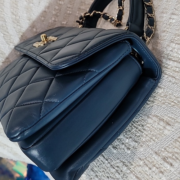 Chanel  Trendy CC Medium  Navy  Quilted Shoulder Bag - Picture 9 of 15